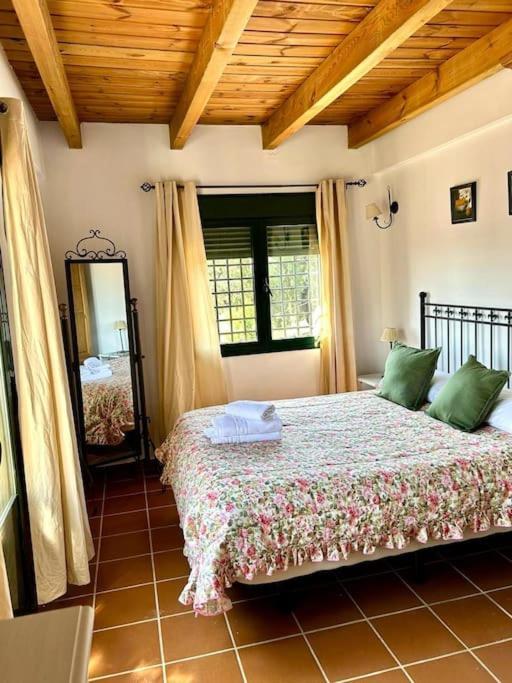 Hispalis Villa En Aracena La Umbria  ภายนอก รูปภาพ