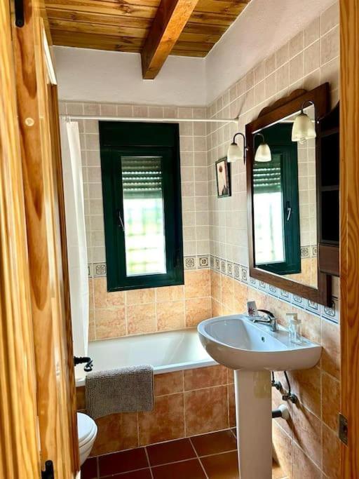 Hispalis Villa En Aracena La Umbria  ภายนอก รูปภาพ