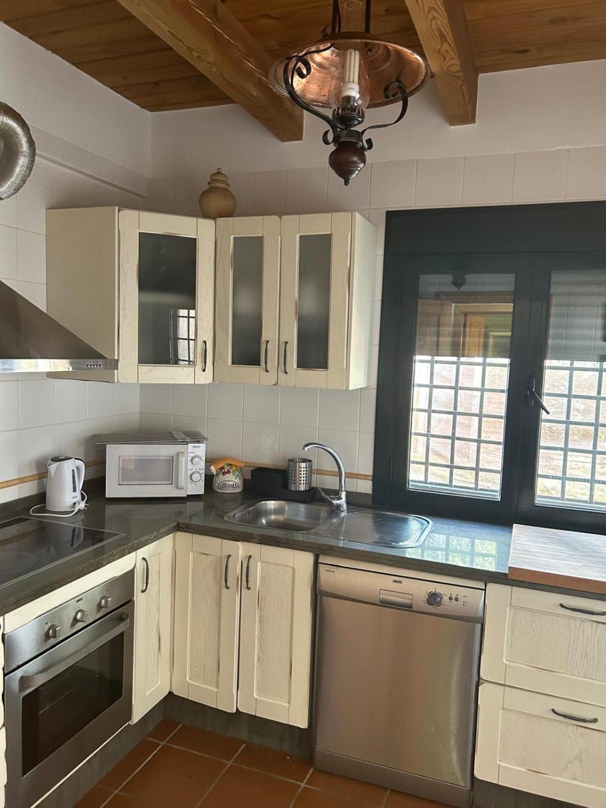 Hispalis Villa En Aracena La Umbria  ภายนอก รูปภาพ